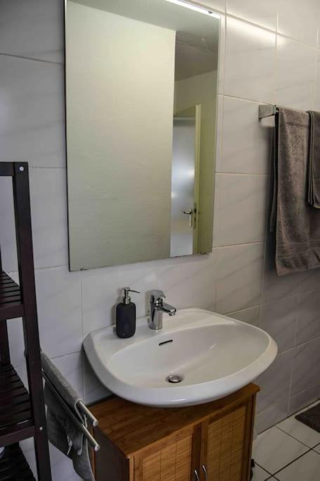 Schoene Dachgeschosswohnung Nahe Koeln Ngoại thất bức ảnh